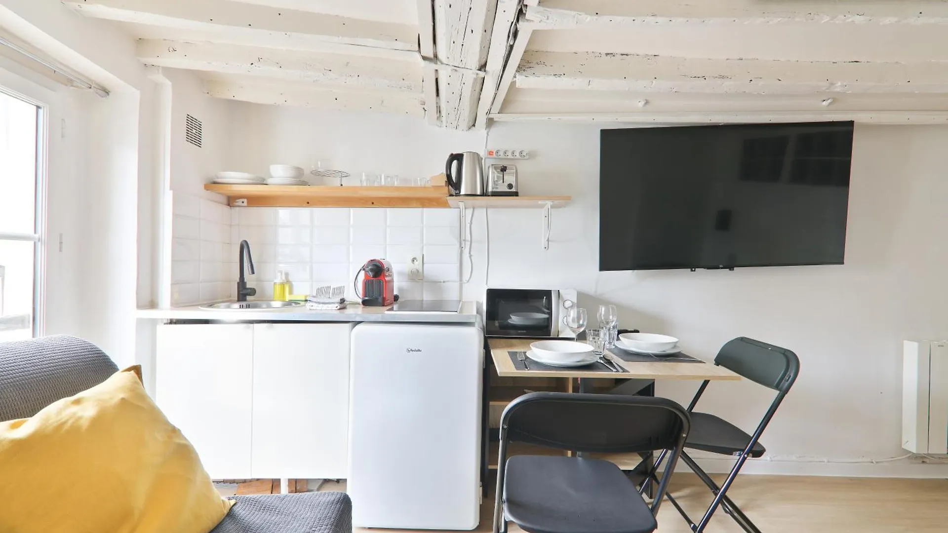 Studio Appartement Quartier Saint-Michel Notre-Dame 3 Free Netflix Paris Apartment
