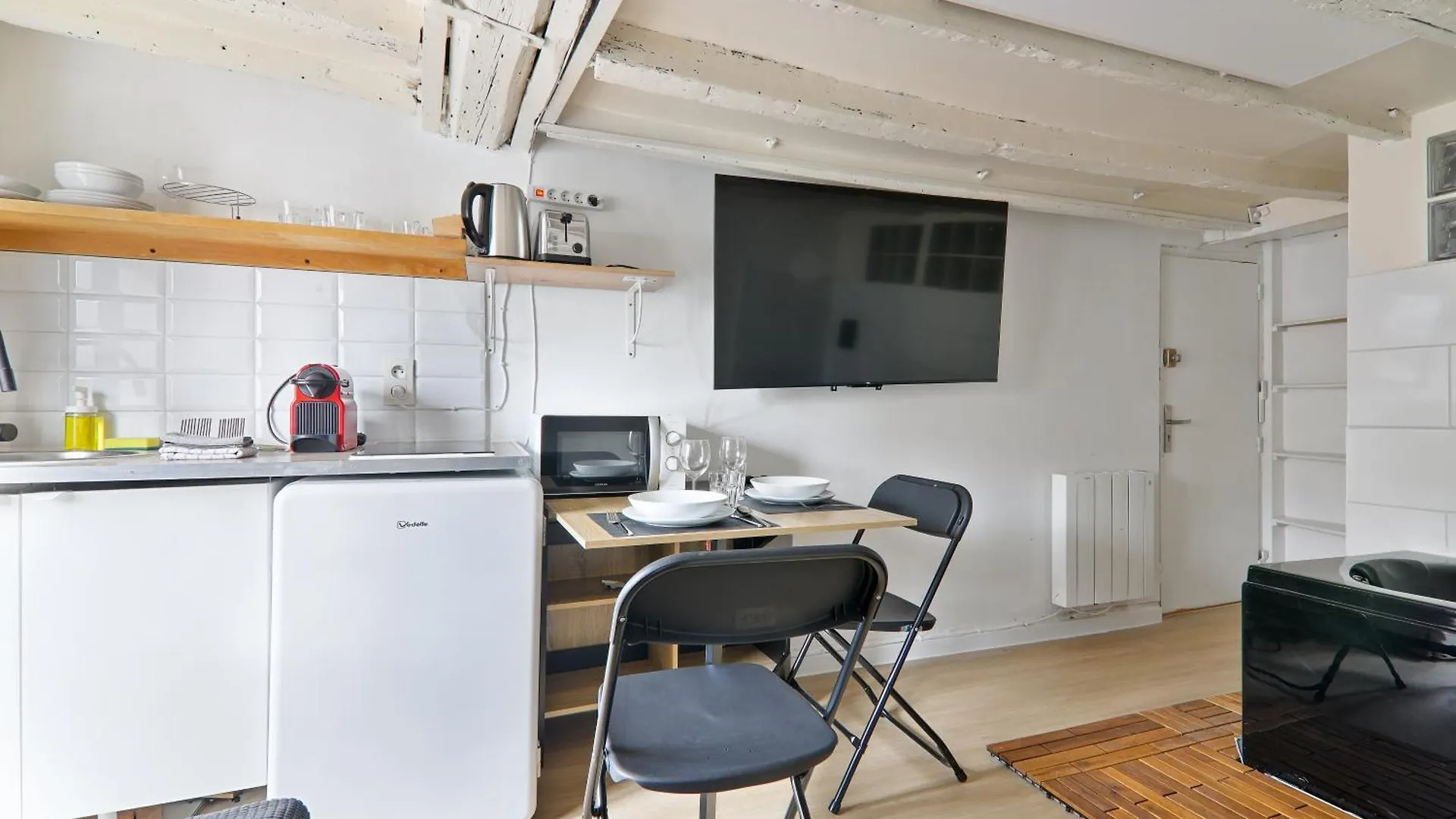 Apartment Studio Appartement Quartier Saint-Michel Notre-Dame 3 Free Netflix Paris France